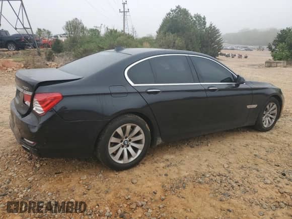 2010 BMW 7 Series 750i xDrive with VIN WBAKC6C57ACL67534, listed as a Copart auction lot 51488665 with 139,400 mi miles and Salvage title. Bid and sale history available at DreamBid. Image 3.