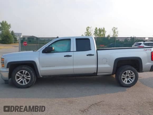 2014 Chevrolet Silverado 1500 LT с VIN 1GCVKREC2EZ384969, выставлен на аукционе IAAI как лот 42913295 с пробегом 148 747 миль миль и . История ставок и продаж доступна на DreamBid. Изображение 14.