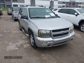 2008 Chevrolet TrailBlazer 1LT с VIN 1GNDT13S282118604, выставлен на аукционе IAAI как лот 43521482 с пробегом 223 990 миль миль и . История ставок и продаж доступна на DreamBid. Изображение 1.