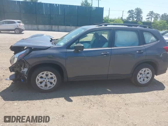 2022 Subaru Forester z VIN JF2SKACC5NH463194, wystawiony jako IAAI lot #42406316 z przebiegiem 38 997 mil mil oraz . Historia ofert i sprzedaży dostępna na DreamBid. Obrazek 14.