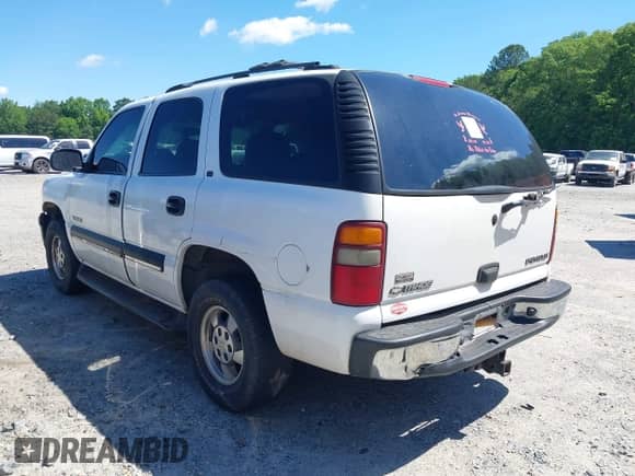2001 Chevrolet Tahoe LT z VIN 1GNEC13TX1R172937, wystawiony jako IAAI lot #42199690 z przebiegiem 256 923 mil mil oraz . Historia ofert i sprzedaży dostępna na DreamBid. Obrazek 3.