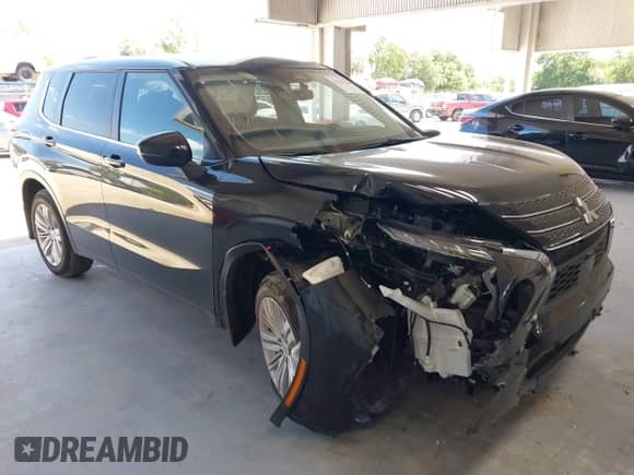 2024 Mitsubishi Outlander ES with VIN JA4J3UA84RZ028541, listed as a IAAI auction lot 42525288 with 36,240 mi miles and . Bid and sale history available at DreamBid. Image 1.