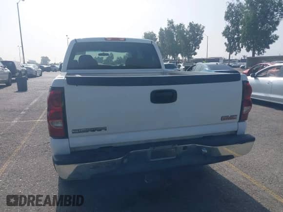2000 GMC Sierra 1500 SLE z VIN 1GTEC19T0YZ300810, wystawiony jako IAAI lot #42471227 z przebiegiem Nie podano mil oraz . Historia ofert i sprzedaży dostępna na DreamBid. Obrazek 16.