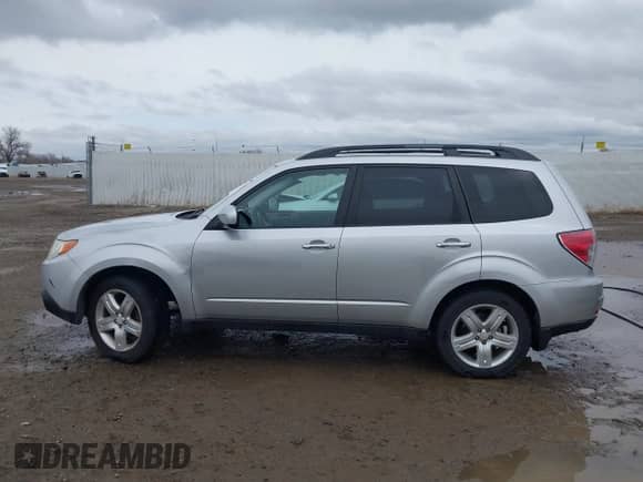 2009 Subaru Forester X with VIN JF2SH63679H713224, listed as a IAAI auction lot 41916139 with 282,055 mi miles and . Bid and sale history available at DreamBid. Image 14.