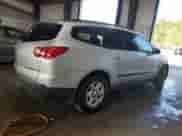 2010 Chevrolet Traverse LS z VIN 1GNLVEED6AJ236050, wystawiony jako Copart lot #67088695 z przebiegiem Nie podano mil oraz Szkoda całkowita • Salvage title. Historia ofert i sprzedaży dostępna na DreamBid. Obrazek 3.