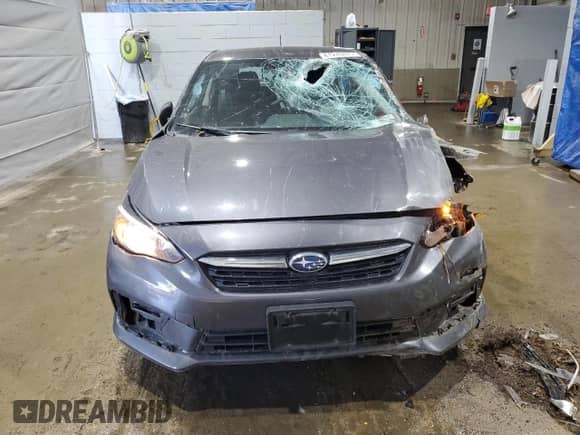 2022 Subaru Impreza with VIN 4S3GTAB62N3717972, listed as a Copart auction lot 61243475 with 32,791 mi miles and Salvage title. Bid and sale history available at DreamBid. Image 5.