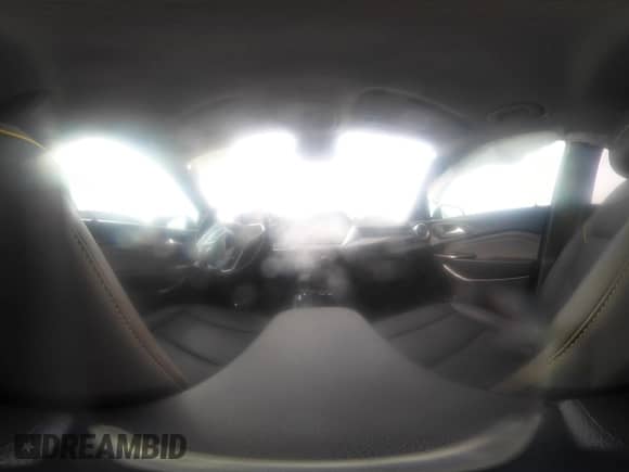 2025 Chevrolet Trax ACTIV z VIN KL77LKEP9SC126850, wystawiony jako IAAI lot #42187814 z przebiegiem 6 854 mil mil oraz . Historia ofert i sprzedaży dostępna na DreamBid. Obrazek 18.