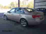 2007 Hyundai Sonata SE с VIN 5NPEU46FX7H292802, выставлен на аукционе IAAI как лот 43496221 с пробегом 101 401 миль миль и . История ставок и продаж доступна на DreamBid. Изображение 3.