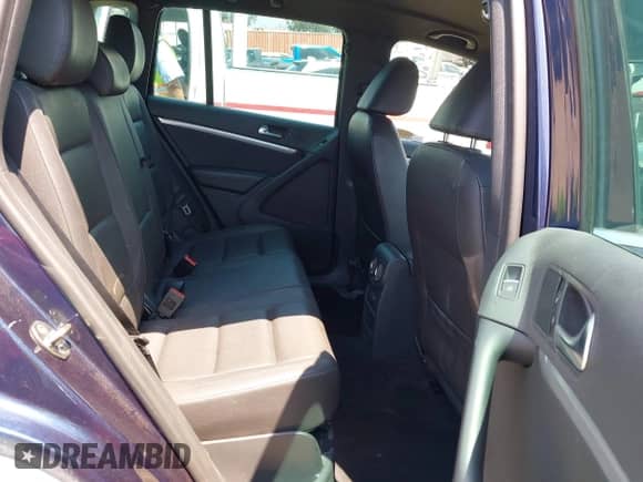 2016 Volkswagen Tiguan S with VIN WVGAV7AX3GW604980, listed as a IAAI auction lot 42777619 with 109,725 mi miles and . Bid and sale history available at DreamBid. Image 8.