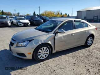 2011 Chevrolet Cruze 1LT z VIN 1G1PF5S99B7119271, wystawiony jako Copart lot #82362605 z przebiegiem 124 832 mil mil oraz Szkoda całkowita • Salvage title. Historia ofert i sprzedaży dostępna na DreamBid. Obrazek 1.