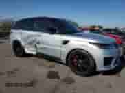 2022 Land Rover Range Rover Sport HST z VIN SALWS2RU7NA232563, wystawiony jako Copart lot #59979185 z przebiegiem 29 149 mil mil oraz Szkoda całkowita • Salvage title. Historia ofert i sprzedaży dostępna na DreamBid. Obrazek 4.
