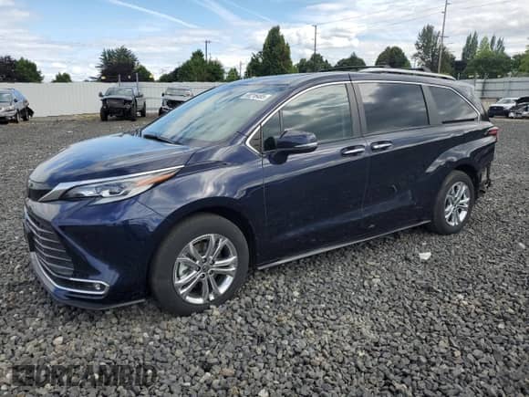 2023 Toyota Sienna Platinum z VIN 5TDESKFC2PS081491, wystawiony jako Copart lot #68216485 z przebiegiem 46 742 mil mil oraz Szkoda całkowita • Salvage title. Historia ofert i sprzedaży dostępna na DreamBid. Obrazek 1.