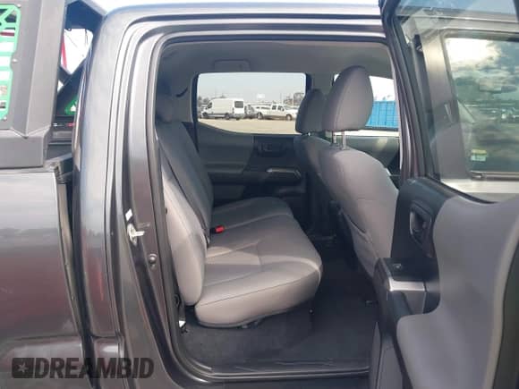 2019 Toyota Tacoma SR5 with VIN 3TMBZ5DN1KM023269, listed as a IAAI auction lot 43269629 with 24,318 mi miles and . Bid and sale history available at DreamBid. Image 8.