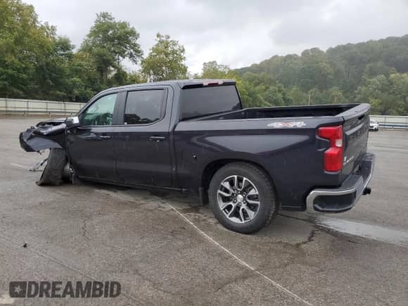 2024 Chevrolet Silverado 1500 LT z VIN 1GCPDKEK4RZ273301, wystawiony jako Copart lot #71499485 z przebiegiem 22 794 mil mil oraz Szkoda całkowita • Salvage title. Historia ofert i sprzedaży dostępna na DreamBid. Obrazek 2.