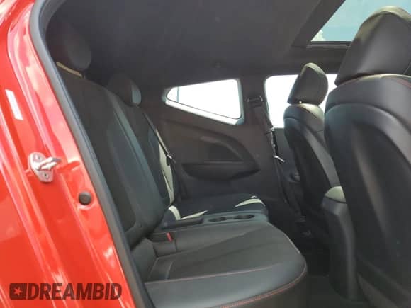 2021 Hyundai Veloster 2.0 z VIN KMHTG6AF4MU032670, wystawiony jako Copart lot #64545005 z przebiegiem 60 737 mil mil oraz Szkoda całkowita • Salvage title. Historia ofert i sprzedaży dostępna na DreamBid. Obrazek 10.