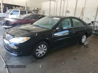2005 Toyota Camry LE с VIN 4T1BE32K65U029749, выставлен на аукционе Copart как лот 81215475 с пробегом 217 053 миль миль и Списание • Salvage title. История ставок и продаж доступна на DreamBid. Изображение 1.