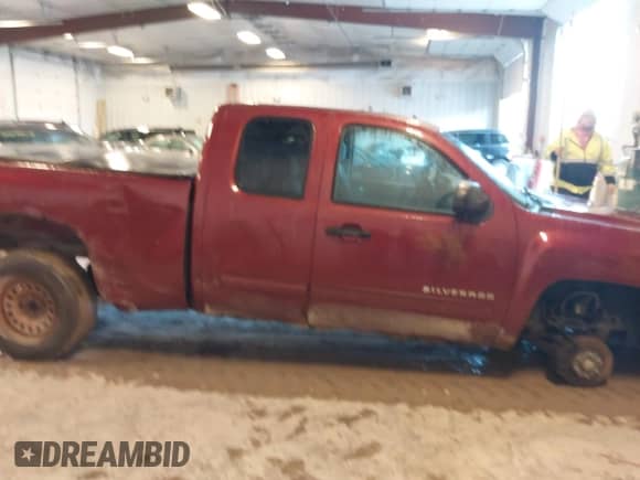 2013 Chevrolet Silverado 1500 LT z VIN 1GCRKSE7XDZ316347, wystawiony jako IAAI lot #43521804 z przebiegiem 385 847 mil mil oraz . Historia ofert i sprzedaży dostępna na DreamBid. Obrazek 13.