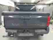 2024 Toyota Tacoma SR5 z VIN 3TMLB5JN7RM065128, wystawiony jako IAAI lot #42327526 z przebiegiem 8 385 mil mil oraz . Historia ofert i sprzedaży dostępna na DreamBid. Obrazek 16.