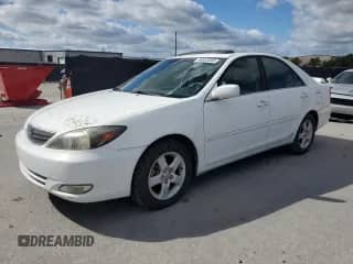2004 Toyota Camry SE with VIN 4T1BA32K64U500602, listed as a Copart auction lot 86853565 with 175,788 mi miles and Salvage title. Bid and sale history available at DreamBid. Image 1.
