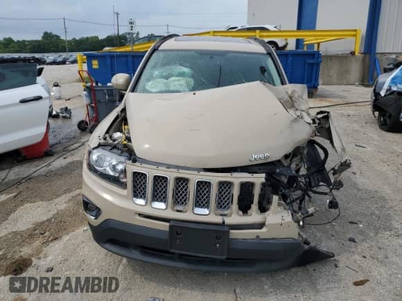 2017 Jeep Compass High Altitude с VIN 1C4NJCEB1HD198946, выставлен на аукционе Copart как лот 66595345 с пробегом Не указан миль и Списание • Salvage title. История ставок и продаж доступна на DreamBid. Изображение 5.