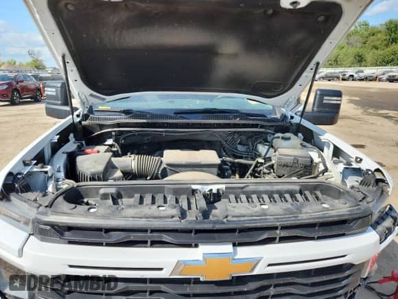 2024 Chevrolet Silverado 2500HD Custom с VIN 1GC4YME77RF231625, выставлен на аукционе Copart как лот 69311755 с пробегом 61 611 миль миль и Списание • Salvage title. История ставок и продаж доступна на DreamBid. Изображение 11.