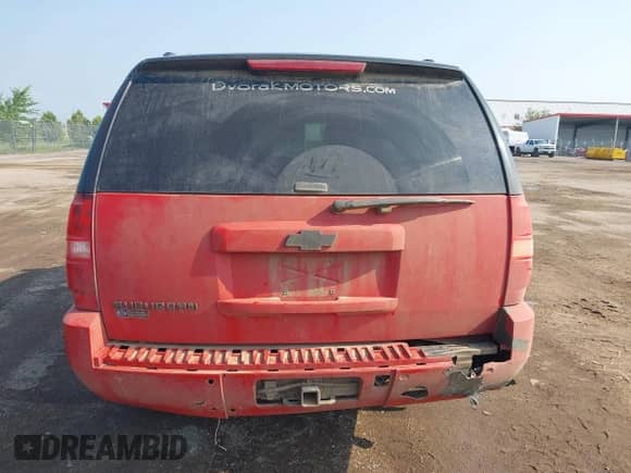 2011 Chevrolet Suburban LT с VIN 1GNSKJE36BR164192, выставлен на аукционе IAAI как лот 42812182 с пробегом 211 072 миль миль и . История ставок и продаж доступна на DreamBid. Изображение 16.