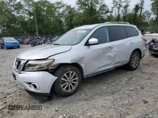 2016 Nissan Pathfinder Platinum with VIN 5N1AR2MM8GC610025, listed as a Copart auction lot 81886585 with 132,200 mi miles and Salvage title. Bid and sale history available at DreamBid. Image 1.