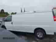 2019 Chevrolet Express Cargo с VIN 1GCWGBFG2K1310055, выставлен на аукционе IAAI как лот 42983600 с пробегом 162 413 миль миль и . История ставок и продаж доступна на DreamBid. Изображение 15.