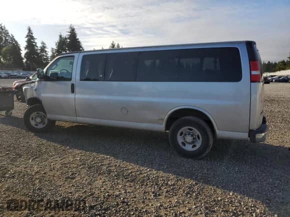 2017 Chevrolet Express Passenger LT with VIN 1GAZGPFG3H1108188, listed as a Copart auction lot 80821115 with 86,586 mi miles and Non repairable. Bid and sale history available at DreamBid. Image 2.