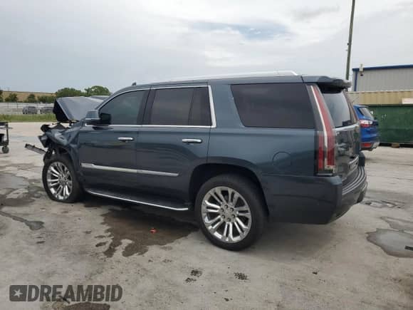 2020 Cadillac Escalade Luxury с VIN 1GYS4BKJ2LR104501, выставлен на аукционе Copart как лот 63074705 с пробегом 72 044 миль миль и На запчасти • Non repairable. История ставок и продаж доступна на DreamBid. Изображение 2.
