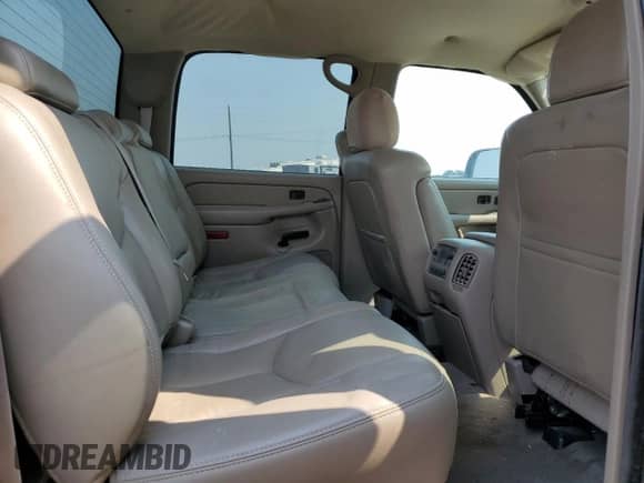 2004 Chevrolet Silverado 3500 DRW с VIN 1GCJK33184F142619, выставлен на аукционе Copart как лот 63479454 с пробегом 86 308 миль миль и Чистый • Clean title. История ставок и продаж доступна на DreamBid. Изображение 10.