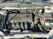 2004 Toyota Corolla CE z VIN JTDBR32E842041690, wystawiony jako IAAI lot #43546114 z przebiegiem 296 949 mil mil oraz . Historia ofert i sprzedaży dostępna na DreamBid. Obrazek 17.