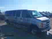 2002 Chevrolet Express z VIN 1GAGG29R821215025, wystawiony jako IAAI lot #41615874 z przebiegiem 195 769 mil mil oraz . Historia ofert i sprzedaży dostępna na DreamBid. Obrazek 13.