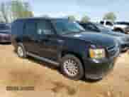 2008 Chevrolet Tahoe z VIN 1GNFK13588R277365, wystawiony jako Copart lot #50990965 z przebiegiem 193 299 mil mil oraz Szkoda całkowita • Salvage title. Historia ofert i sprzedaży dostępna na DreamBid. Obrazek 4.