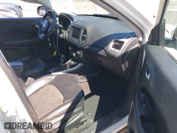 2021 Jeep Compass Altitude with VIN 3C4NJCBB4MT567520, listed as a IAAI auction lot 42784708 with 162,449 mi miles and . Bid and sale history available at DreamBid. Image 5.