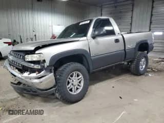 1999 Chevrolet Silverado 1500 LS с VIN 1GCEK14T6XZ211753, выставлен на аукционе Copart как лот 55674915 с пробегом Не указан миль и На запчасти • Non repairable. История ставок и продаж доступна на DreamBid. Изображение 1.