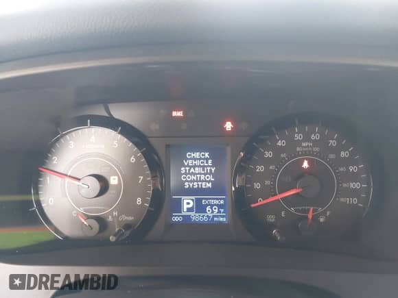 2015 Toyota Sienna LE AAS with VIN 5TDKK3DC7FS630693, listed as a IAAI auction lot 43151099 with 98,667 mi miles and . Bid and sale history available at DreamBid. Image 7.