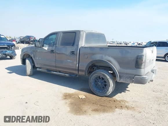 2007 Ford F-150 XLT с VIN 1FTPW14V87KA81241, выставлен на аукционе IAAI как лот 43394481 с пробегом 349 913 миль миль и . История ставок и продаж доступна на DreamBid. Изображение 6.