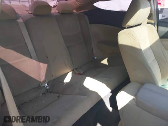 2008 Honda Accord EX с VIN 1HGCS12718A004637, выставлен на аукционе IAAI как лот 42343993 с пробегом 204 951 миль миль и . История ставок и продаж доступна на DreamBid. Изображение 8.