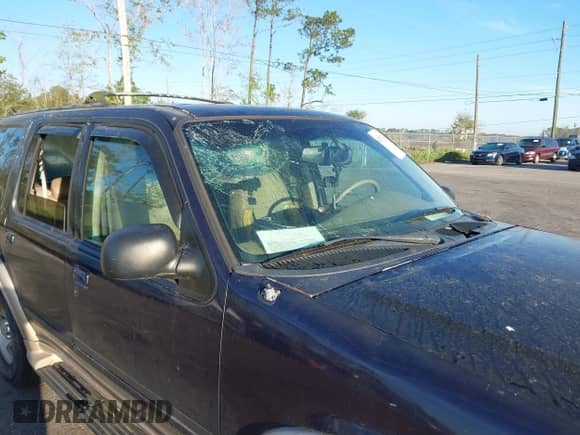 2000 Ford Explorer Eddie Bauer with VIN 1FMZU64EXYZC64768, listed as a IAAI auction lot 41787465 with 204,133 mi miles and . Bid and sale history available at DreamBid. Image 6.