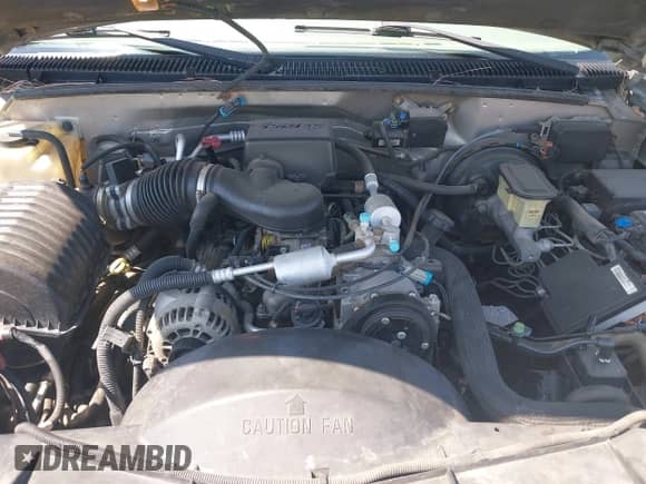 1999 Chevrolet Tahoe Z71 with VIN 1GNEK13R0XJ528438, listed as a IAAI auction lot 42761532 with 235,135 mi miles and . Bid and sale history available at DreamBid. Image 10.