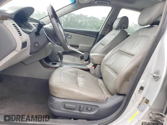 2011 Hyundai Azera Limited with VIN KMHFC4DF7BA559643, listed as a Copart auction lot 54475075 with 183,693 mi miles and Salvage title. Bid and sale history available at DreamBid. Image 7.