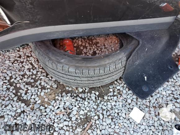 2021 Jeep Compass Limited z VIN 3C4NJCCB4MT505355, wystawiony jako Copart lot #64309405 z przebiegiem Nie podano mil oraz Szkoda całkowita • Salvage title. Historia ofert i sprzedaży dostępna na DreamBid. Obrazek 13.