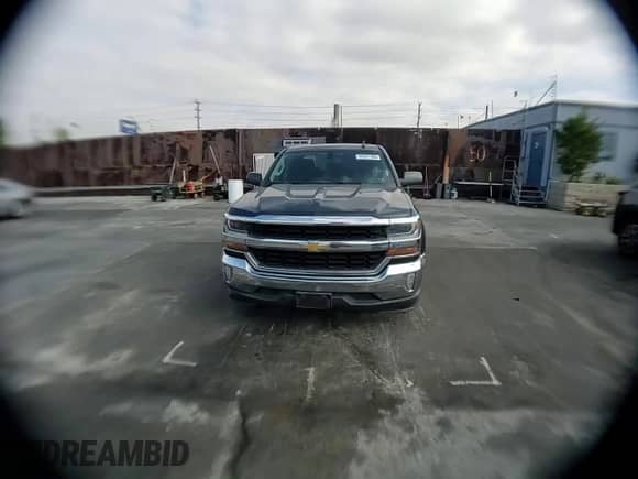 2017 Chevrolet Silverado 1500 LT z VIN 3GCPCREH6HG364570, wystawiony jako Copart lot #52647185 z przebiegiem 132 473 mil mil oraz Szkoda całkowita • Salvage title. Historia ofert i sprzedaży dostępna na DreamBid. Obrazek 11.