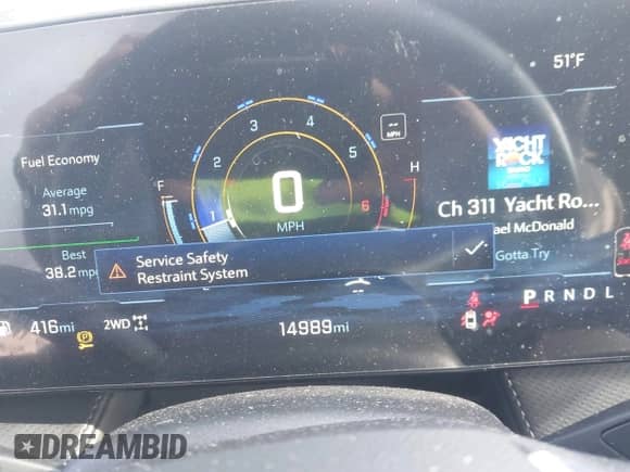 2025 Chevrolet Equinox AWD LT z VIN 3GNAXPEG1SL273511, wystawiony jako IAAI lot #43536040 z przebiegiem 14 989 mil mil oraz . Historia ofert i sprzedaży dostępna na DreamBid. Obrazek 7.