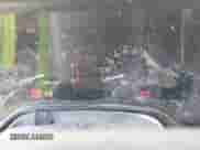 1998 Jeep Wrangler Sport z VIN 1J4FY19S6WP780710, wystawiony jako IAAI lot #43029249 z przebiegiem 205 060 mil mil oraz . Historia ofert i sprzedaży dostępna na DreamBid. Obrazek 7.