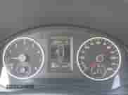 2011 Volkswagen Tiguan S с VIN WVGBV7AX6BW543296, выставлен на аукционе IAAI как лот 43320721 с пробегом 70 224 миль миль и . История ставок и продаж доступна на DreamBid. Изображение 7.