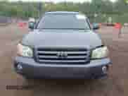 2005 Toyota Highlander с VIN JTEEP21A350069286, выставлен на аукционе IAAI как лот 42313920 с пробегом 206 847 миль миль и . История ставок и продаж доступна на DreamBid. Изображение 12.