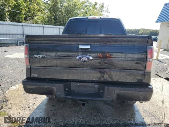 2013 Ford F-150 XL z VIN 1FTFW1ET1DFA95561, wystawiony jako Copart lot #80079035 z przebiegiem 128 937 mil mil oraz Czysty tytuł • Clean title. Historia ofert i sprzedaży dostępna na DreamBid. Obrazek 6.