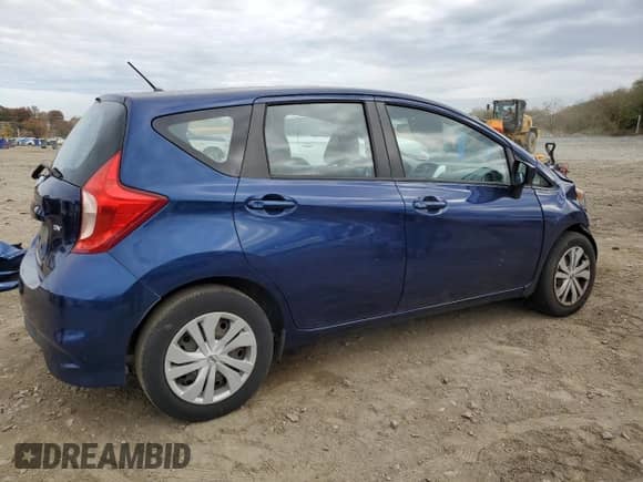 2018 Nissan Note SR z VIN 3N1CE2CP3JL370515, wystawiony jako Copart lot #85954935 z przebiegiem 64 329 mil mil oraz Czysty tytuł • Clean title. Historia ofert i sprzedaży dostępna na DreamBid. Obrazek 3.